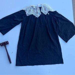 Girls Judge costume & accessories